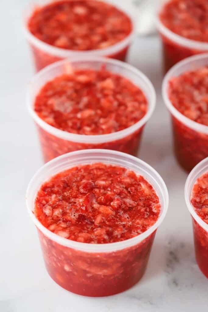 Strawberry freezer jam recipe. How to make freezer jam. Blueberry freezer jam. Raspberry freezer jam recipe.