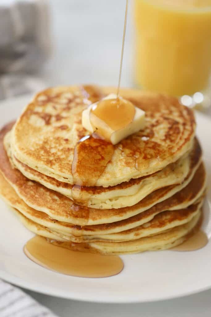 how to make the best einkorn buttermilk pancake recipe. 