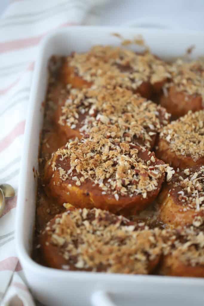 how to make cream cheese stuffed french toast with pecan coconut crumble topping