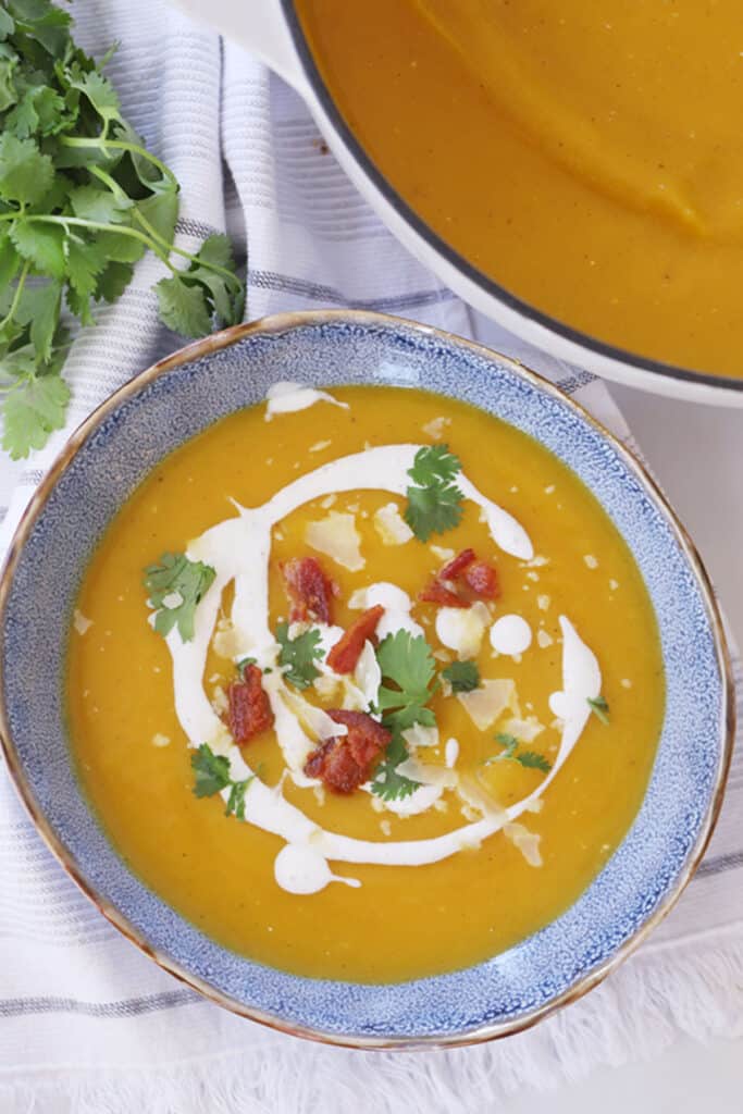 how to make roasted squash soup recipe. 
