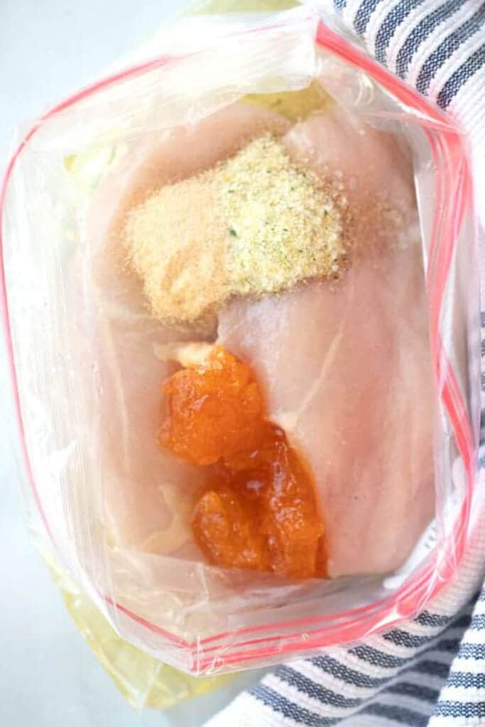 apricot chicken marinade with chicken breasts in a bag, apricot chicken recipes, apricot chicken breast, best apricot chicken