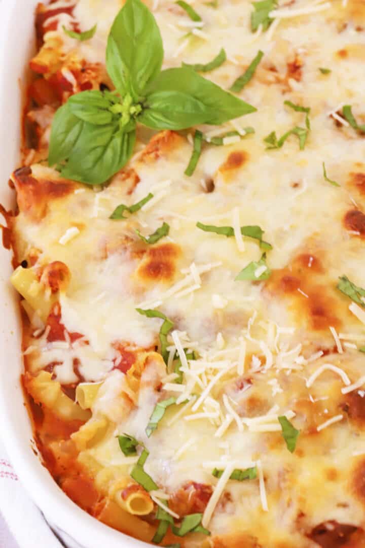 Simple Baked Ziti Recipe - The Carefree Kitchen