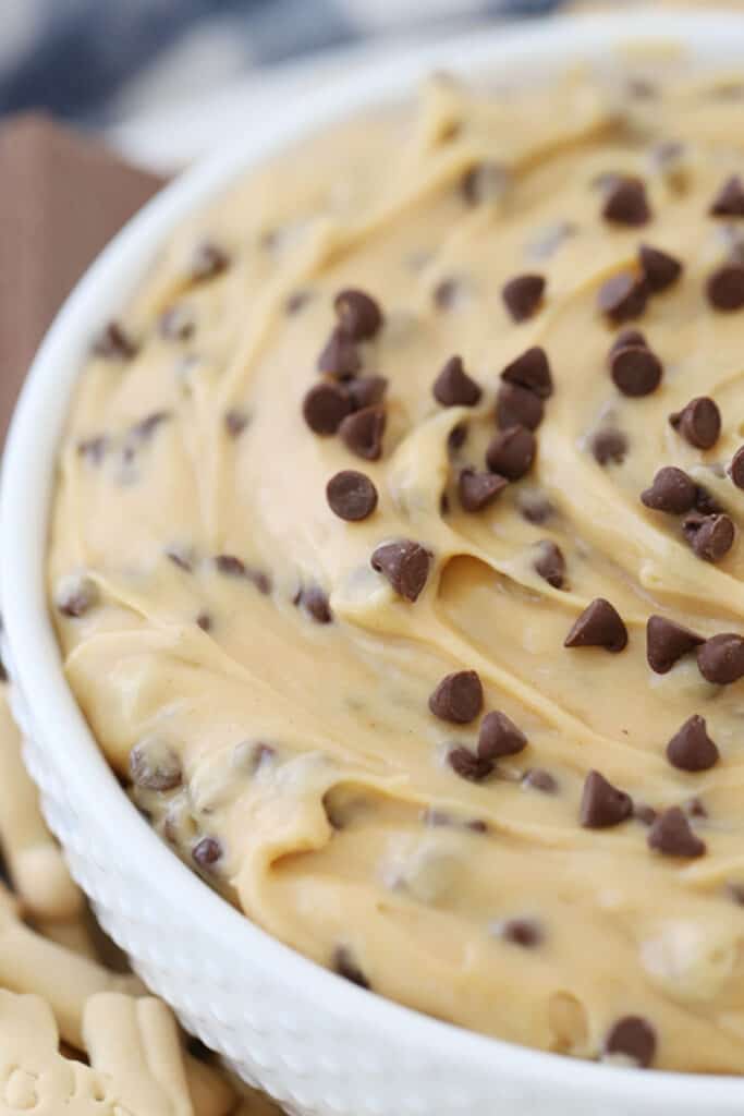 how to make Buckeye Dip, a serving bowl full of this easy sweet dip recipe.