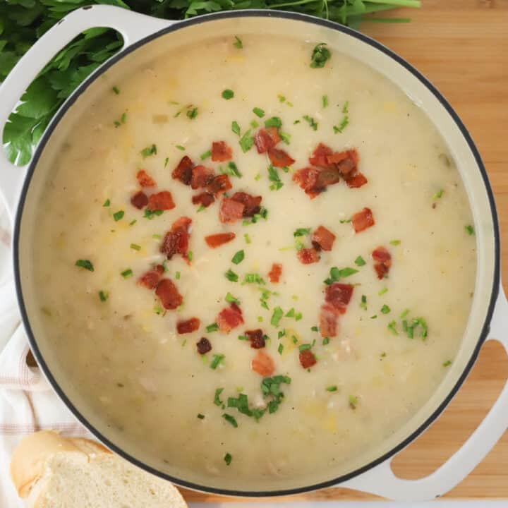 Easy Clam Chowder Recipe - The Carefree Kitchen