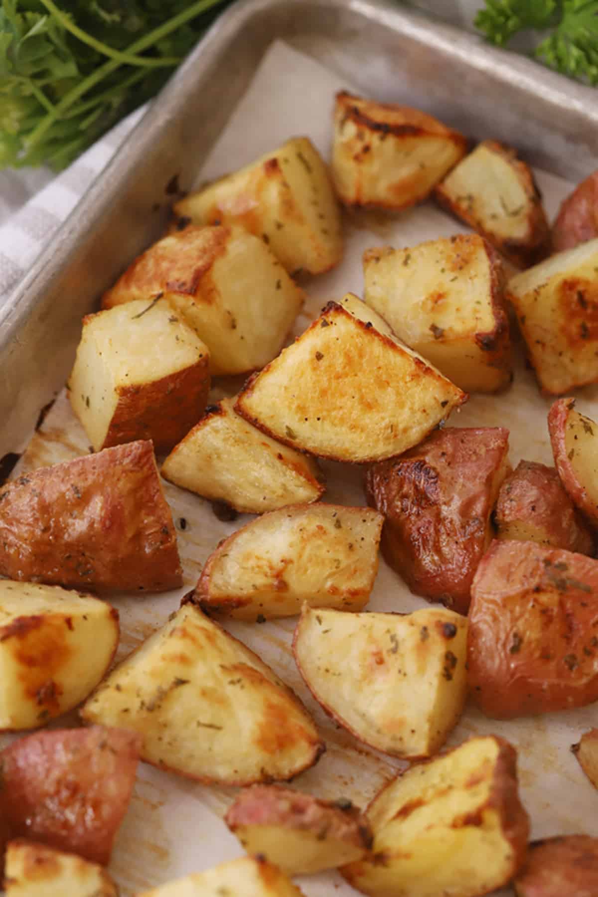 Easy Oven Roasted Red Skin Potatoes The Carefree Kitchen 