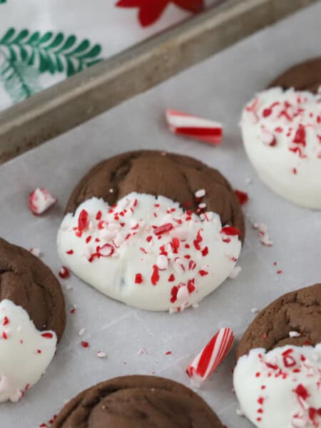 chocolate dipped peppermint cookie