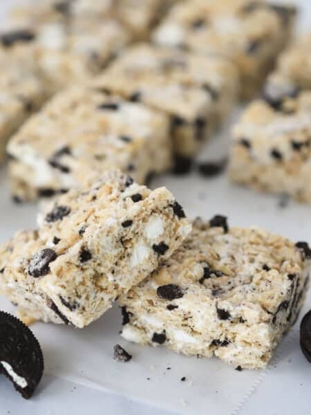 how to make oreo rice krispies treat recipe. easy no bake treats