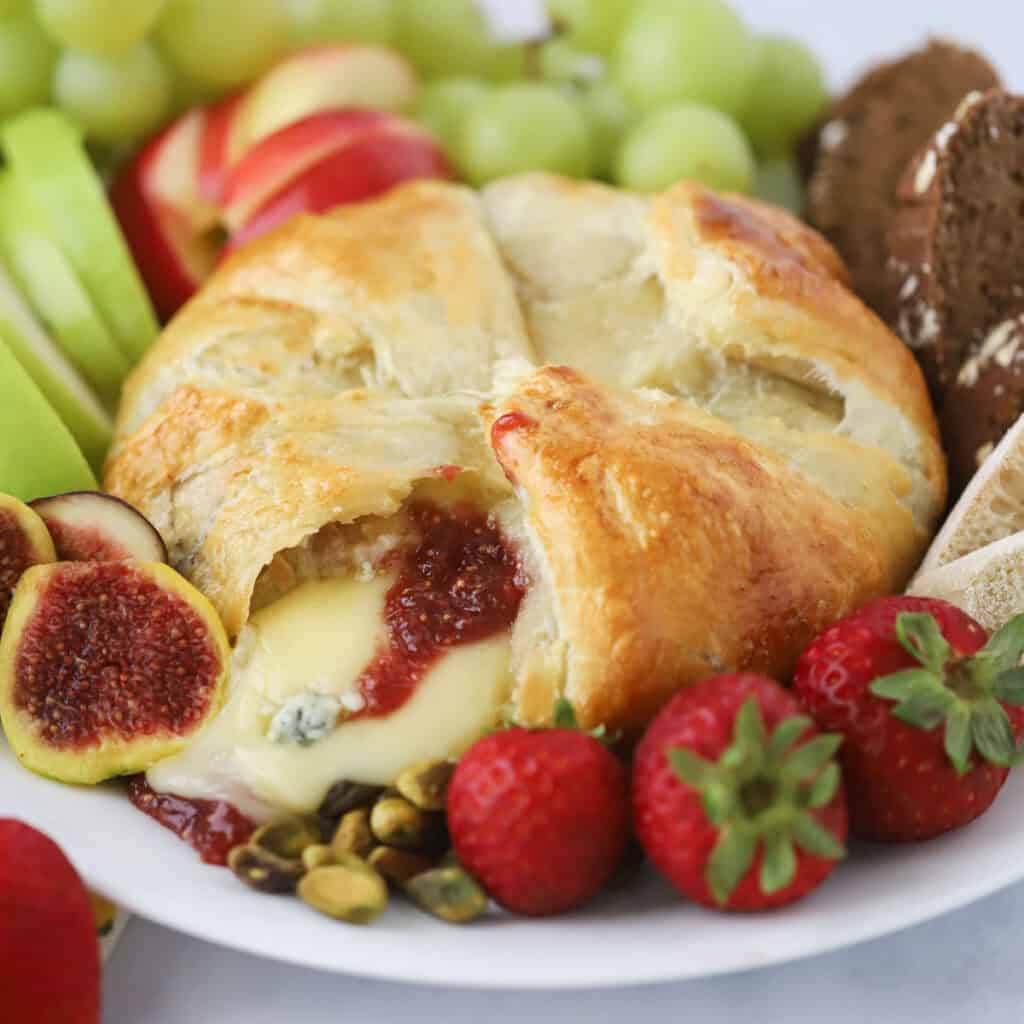 recipe for Brie and Fig Puff Pastry appetizer