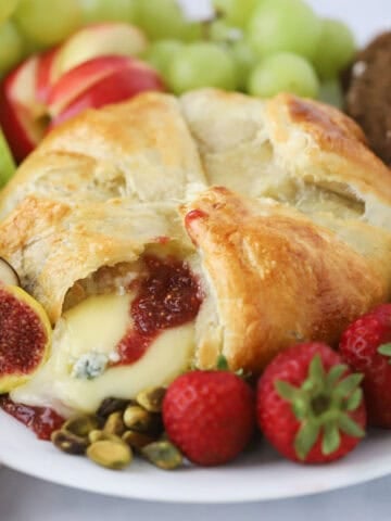 recipe for Brie and Fig Puff Pastry appetizer