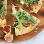 How to make Fig and Prosciutto Pizza recipe