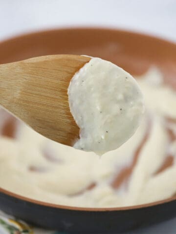 recipe for white pizza sauce.