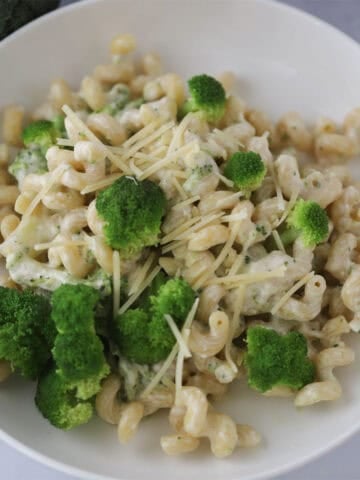 how to make Creamy Broccoli Pasta recipe