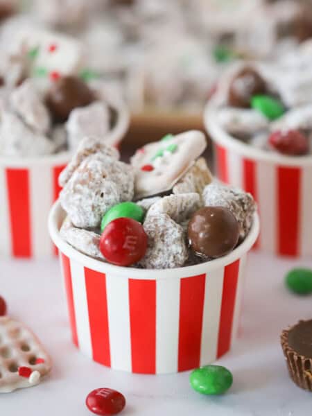 how to make Reindeer Bait Muddy Buddies recipe, chocolate peanut butter chex mix
