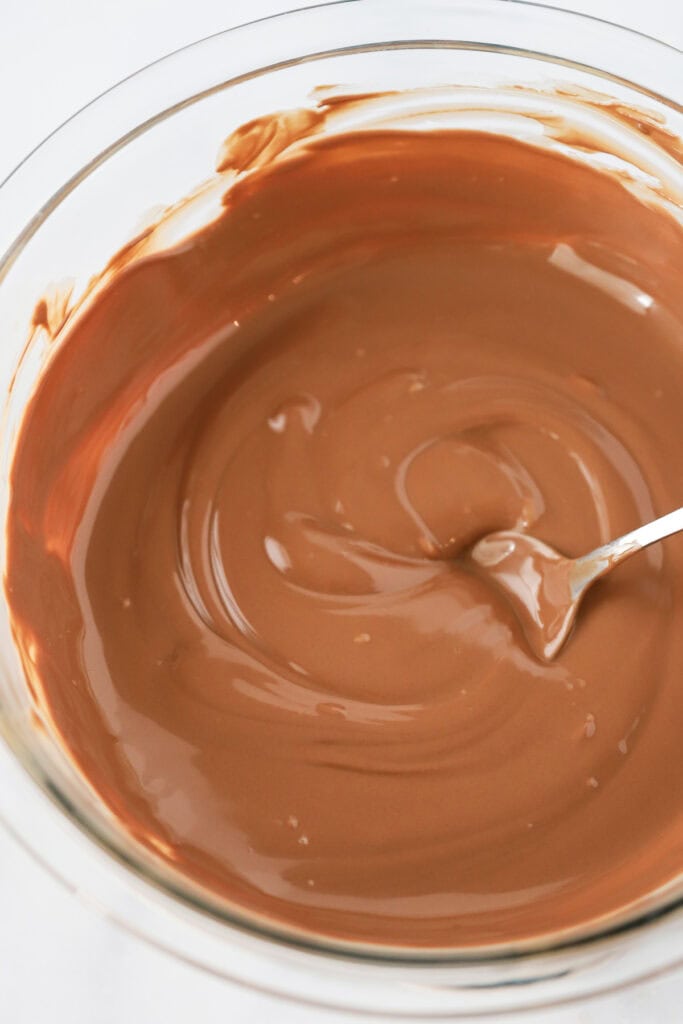 how to melt chocolate for candy