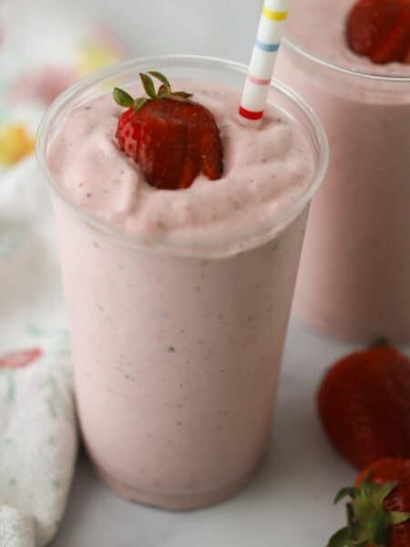 how to make easy strawberry smoothie recipe