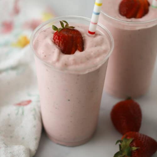 how to make easy strawberry smoothie recipe
