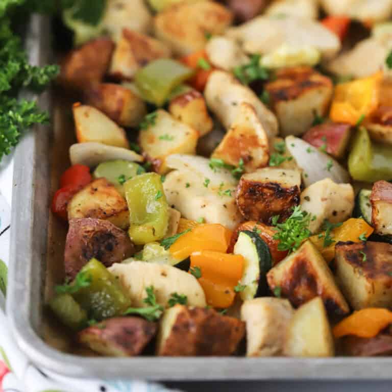 how to make easy chicken sheet pan dinner