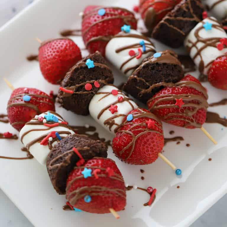 how to make a strawberry brownie kabob