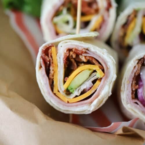 how to make a turkey club pinwheel sandwich